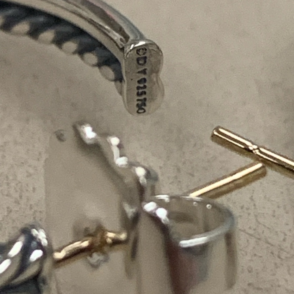 david yurman earrings with diamond - Picture 6 of 6